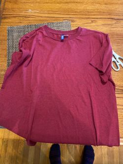 Divided H&M large men’s T-shirt