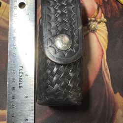 LAW PRO - Basketweave Leather 2 oz. Mace/OC Holder