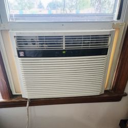 15100BTU  WINDOW AC UNIT 