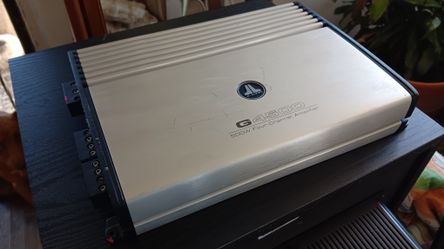 JL Audio G4500 Amp