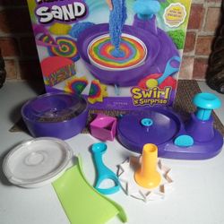 Kinetic Sand Kit ... No Sand
