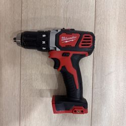 Milwaukee Cordless Drill/Driver, Bare, 18.0V, 1/2in. Model 2606-20