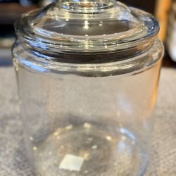Glass jar With lid. Jumbo 2 Gal