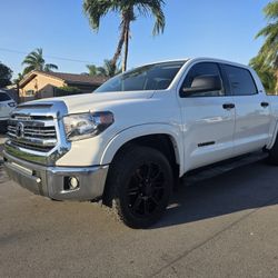 2017, Toyota Tundra 