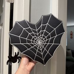 Heart spider wed cross body