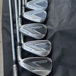 Golf Clubs 