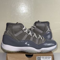 Jordan 11 Retro "Cool Grey" - Size 11