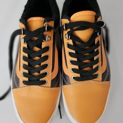 VANS Old Skool MTE Skate Shoes M8.5 W10