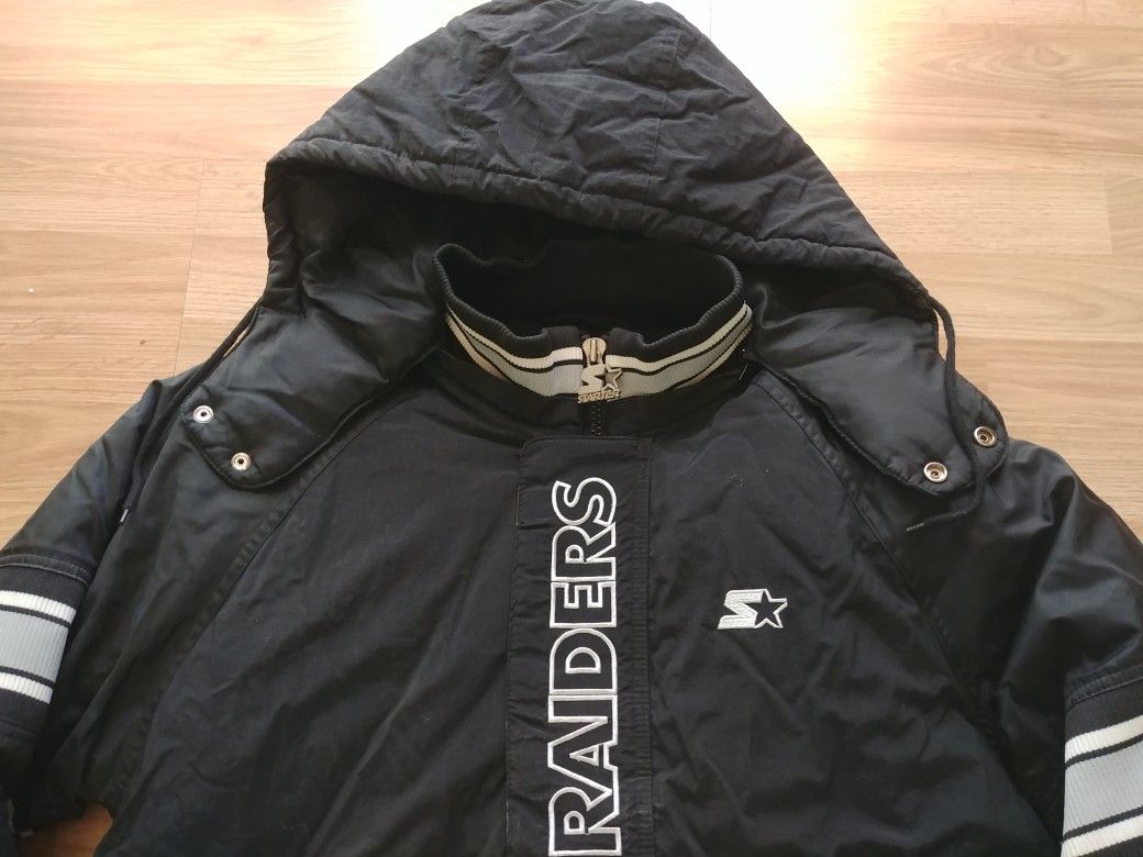 Vintage RAIDERS PROLINE / STARTER PUFFY PARKA JACKET for Sale in San Jose,  CA - OfferUp