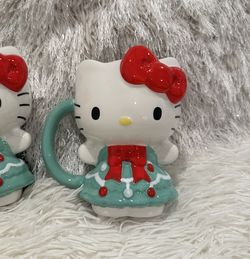 Hello Kitty Christmas Mugs 🎄🎀