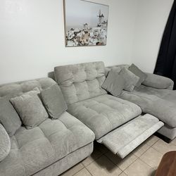 Sectional couch