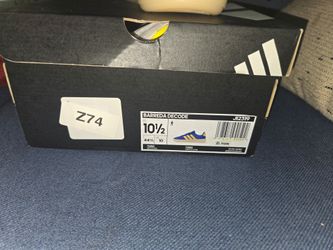 Sneakers 10.5 men