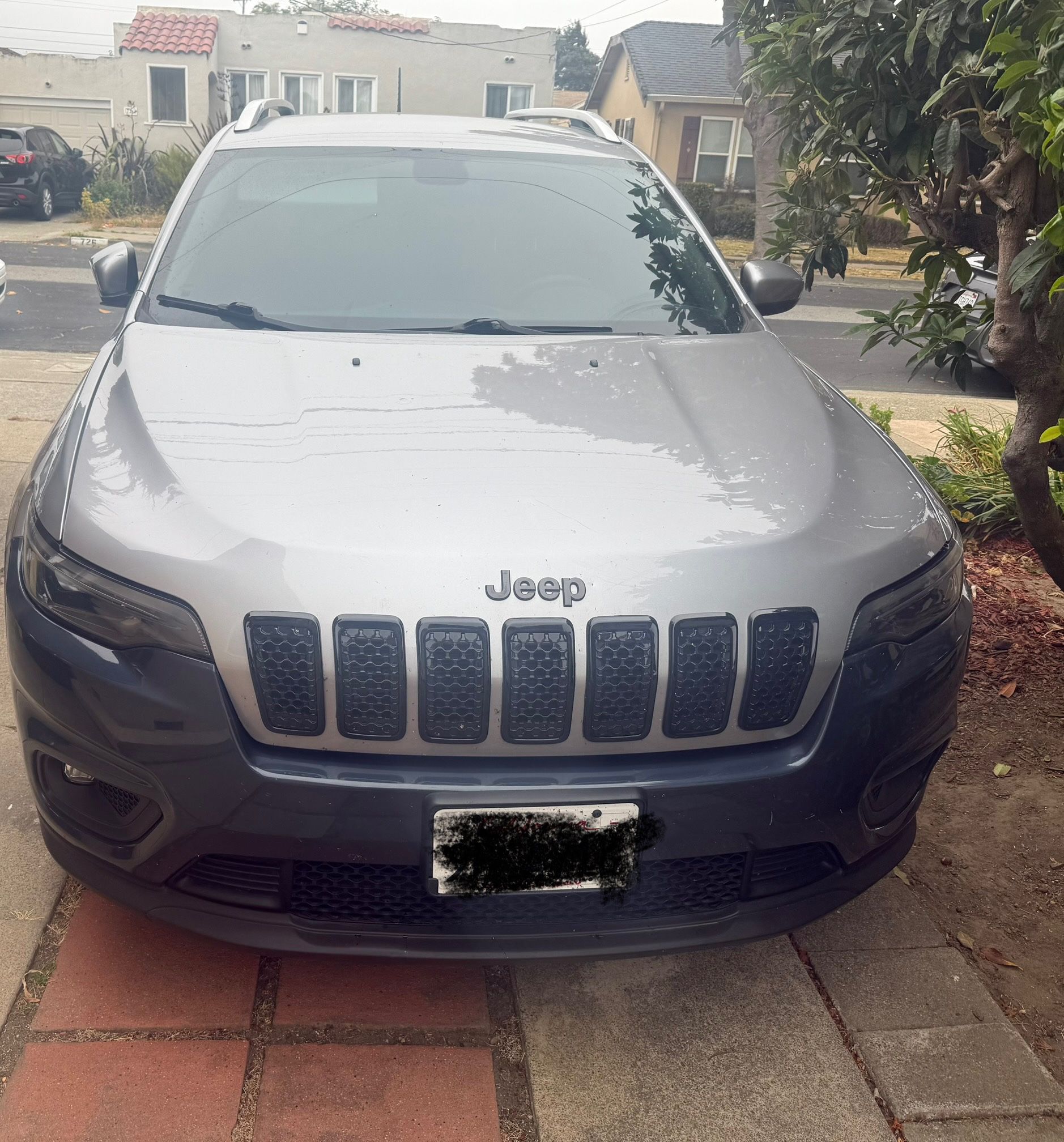 2020 Jeep Cherokee