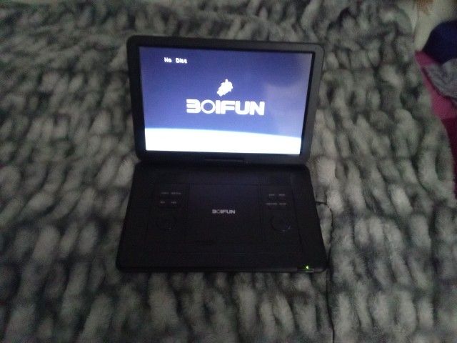 15 Inch Portable DVD Player