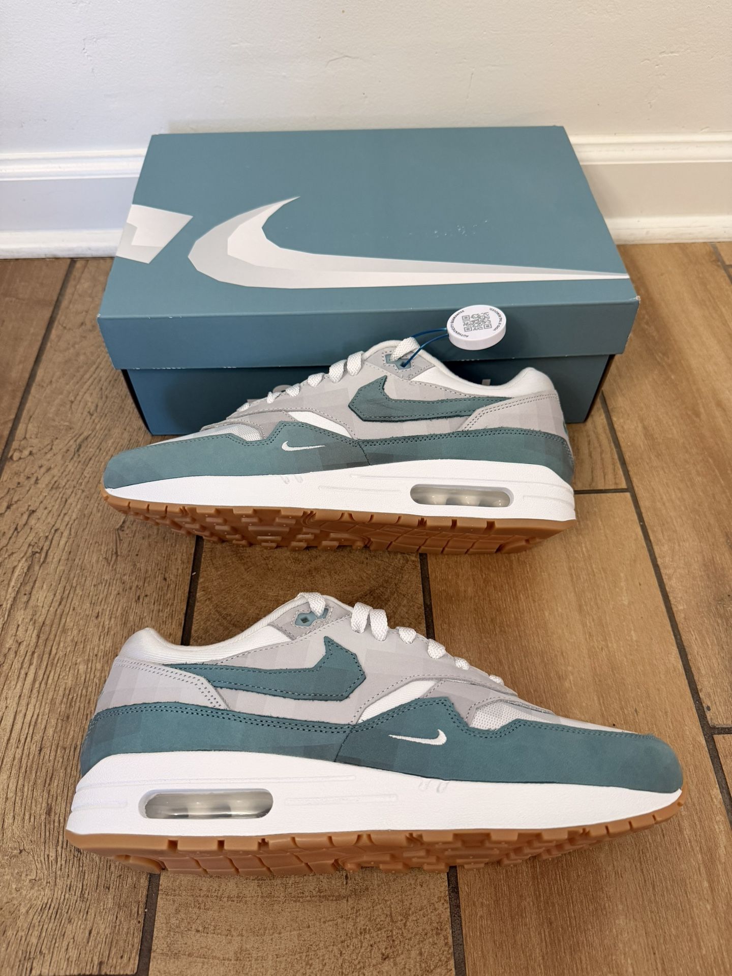 Nike Air Max Poly Adventure Size 10M