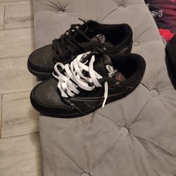 Black Phantom Travis Scotts 