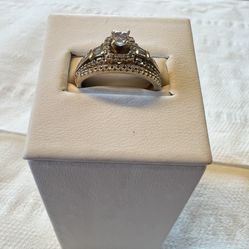 14k Gold  Set  Diamond  Ring Size 6.5 