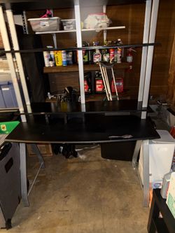 Desk for free