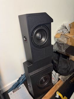 SKAR AUDIO CHEVY SILVERADO DUAL 10s