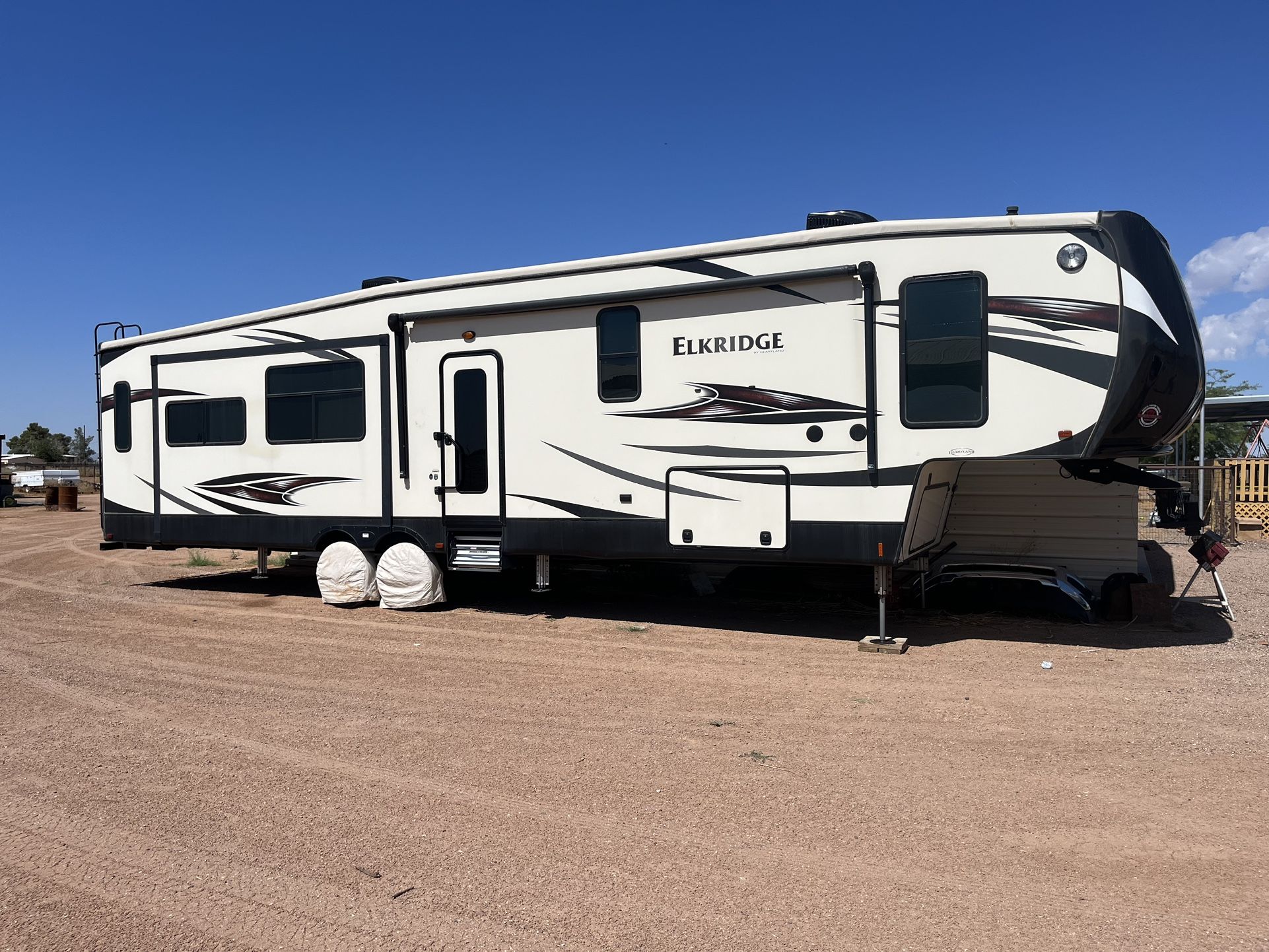 2018 Elk Ridge 5th Wheel