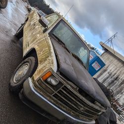 Parting Out 1989 Chevy Truck Part