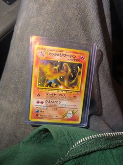 Bands Charizard authentic pokémon card