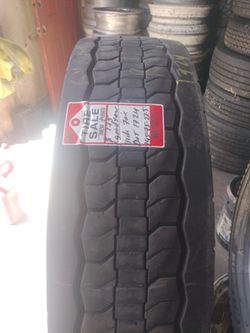 1 Goodyear   295/75/22.5