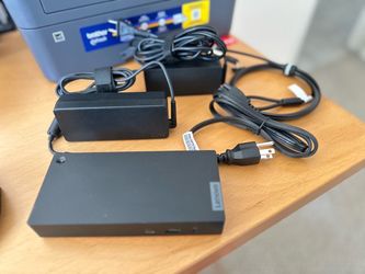 Lenovo USB-C Dock Windows Only 65W AC, 90W AC Adapter and Security Cable Lock