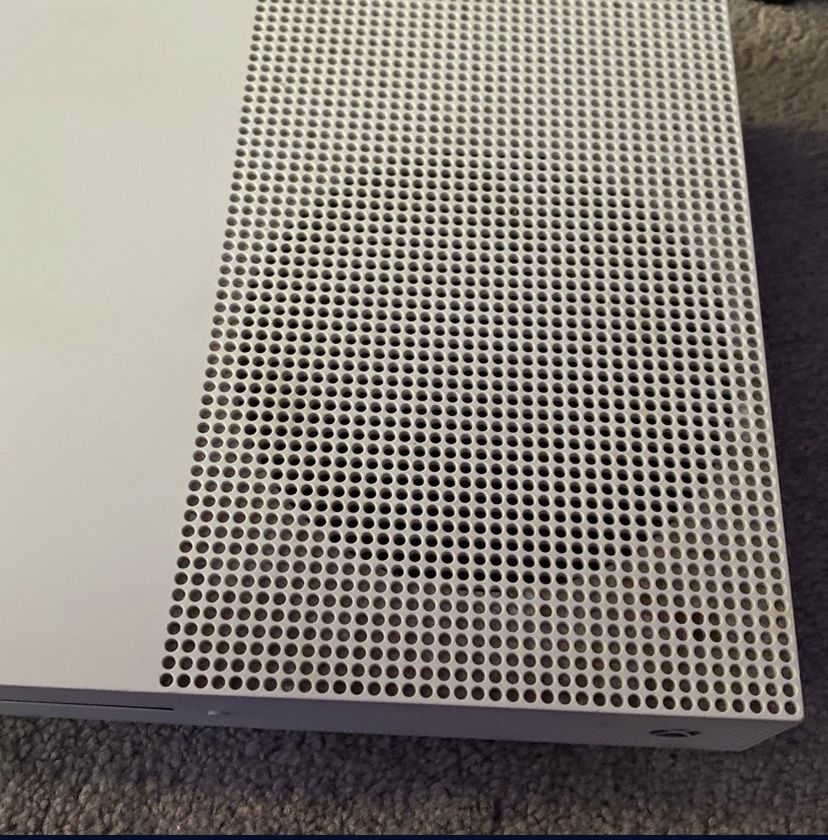 Xbox One S