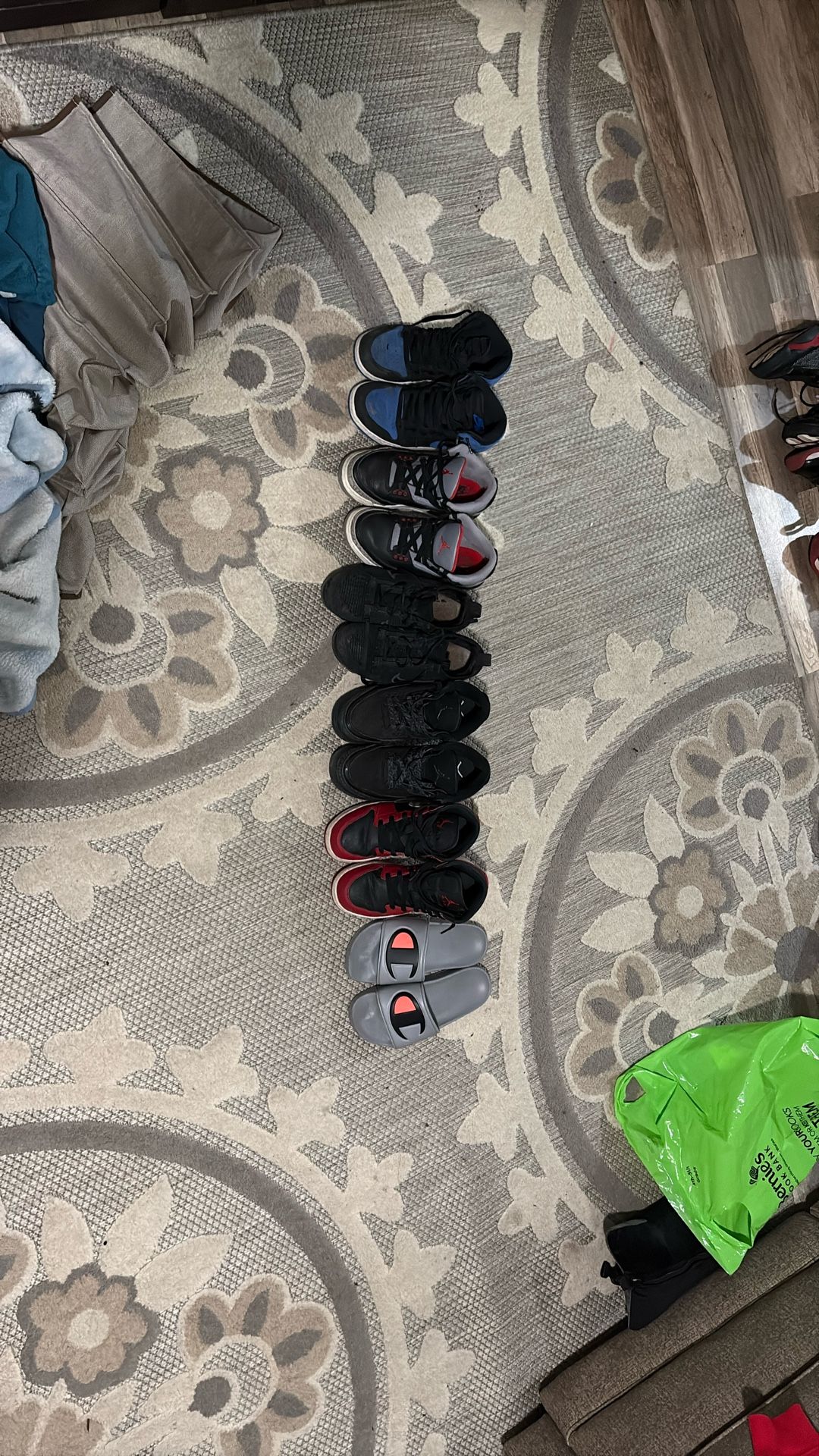 Jordan's Nikes Champions Slides 