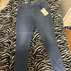 Levi’s 721 High Rise Denim Pants 