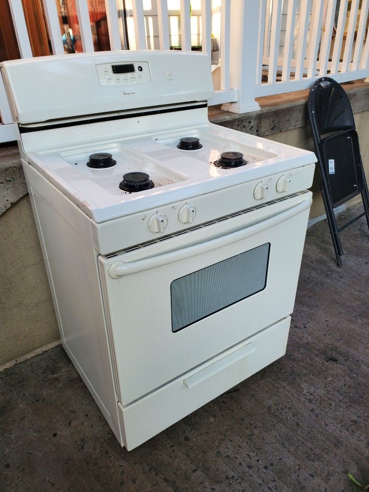 Kitchen Stove for Sale in Perth Amboy, NJ OfferUp