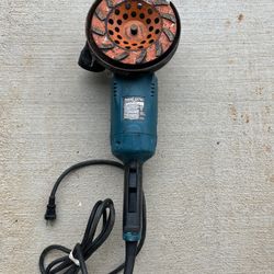 Makita GA7021 7" Angle Grinder, with AC/DC Switch