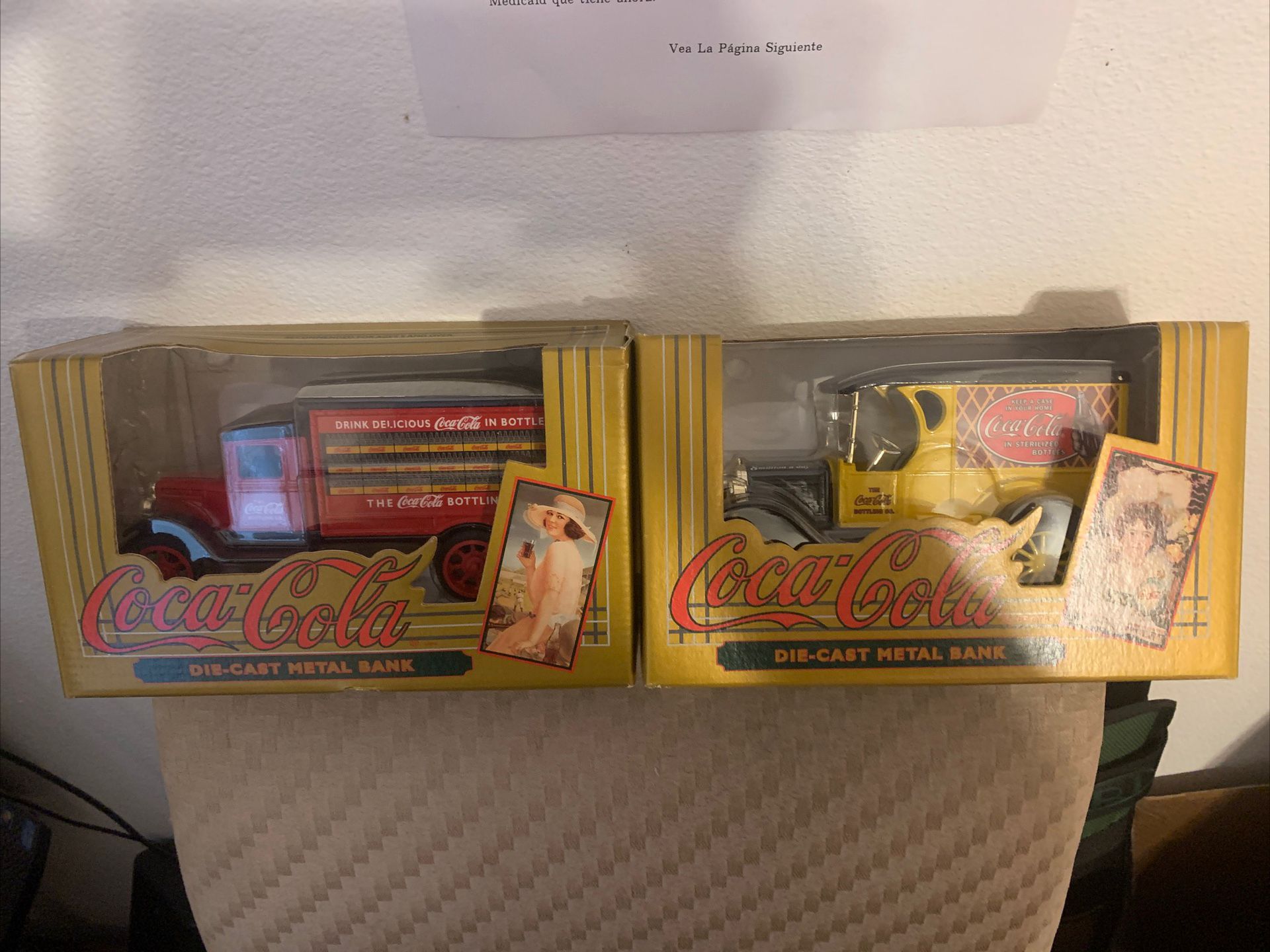 1993 SET (2) COCA COLA DIE CAST METAL BANK
