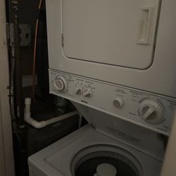Kenmore Washer-Dryer Combo (Gas)