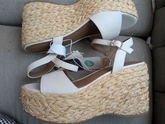 Platform shoes