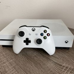 XBox One S 1TB w/ Controller