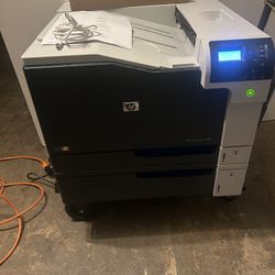 HP Color LaserJet CP5525dn (CE707A)