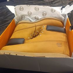 Brand New Never Worn Men's Timberland Boots 