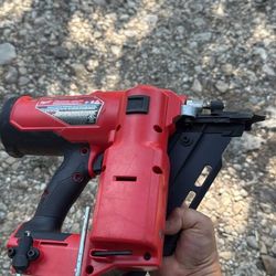 Milwaukee Framer Nail Gun 