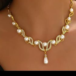 Necklace Set