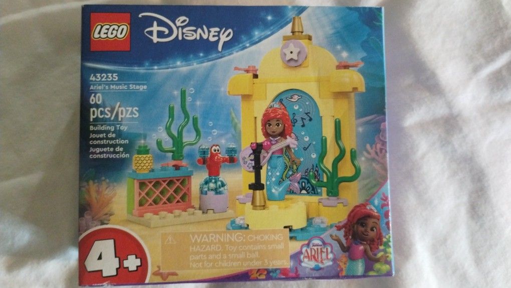 LEGO Disney Ariel's Music Stage Brand New