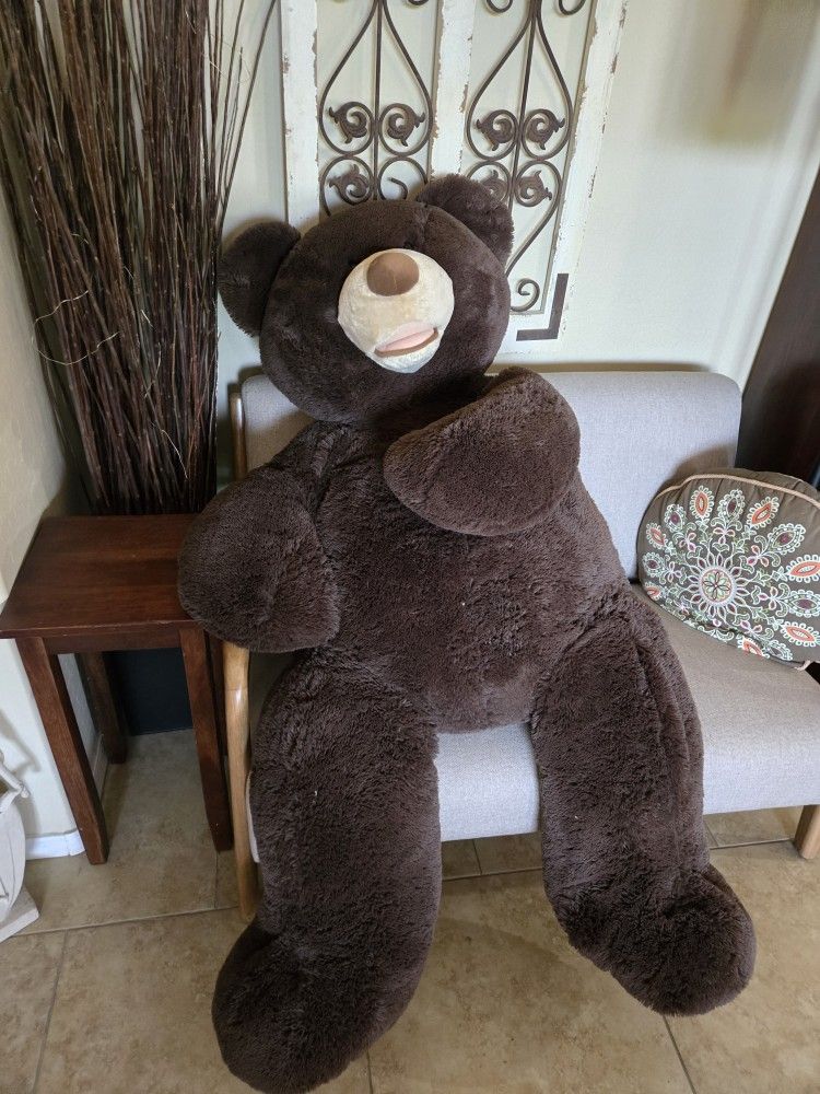 Giant Teddy Bear