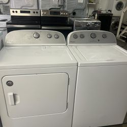 Set Whirlpool Washer And Electric Dryer 