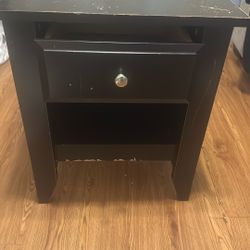 Nightstand 