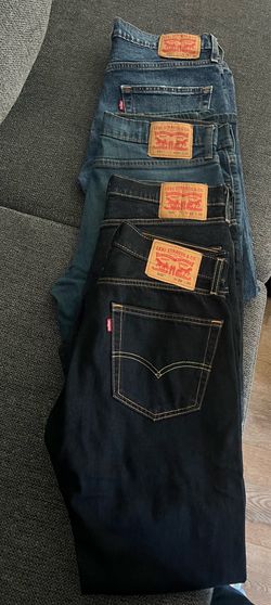 Levis