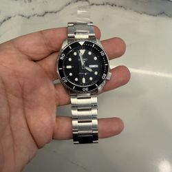 Seiko 5 Sports Automatic Black Dial Men's Watch Item No. SRPD55K1 42mm