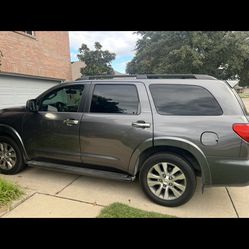 2016 Toyota Sequoia