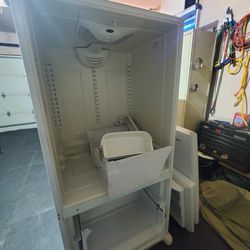 White Refrigerator with Drawer Freezer & Ice Maker 