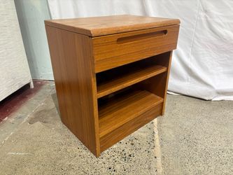 JESPER Made in Denmark Teak Nightstand